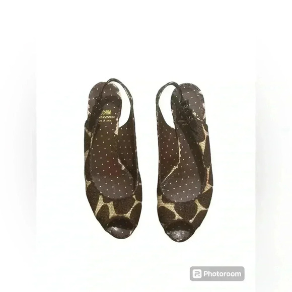 Moschino Shoes - Moschino Giraffe Print Heels size 38 7 Made in Italy